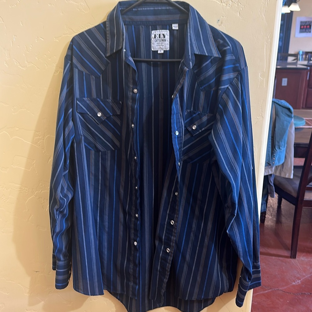Ely Cattleman black blue gray rust striped Western shirt